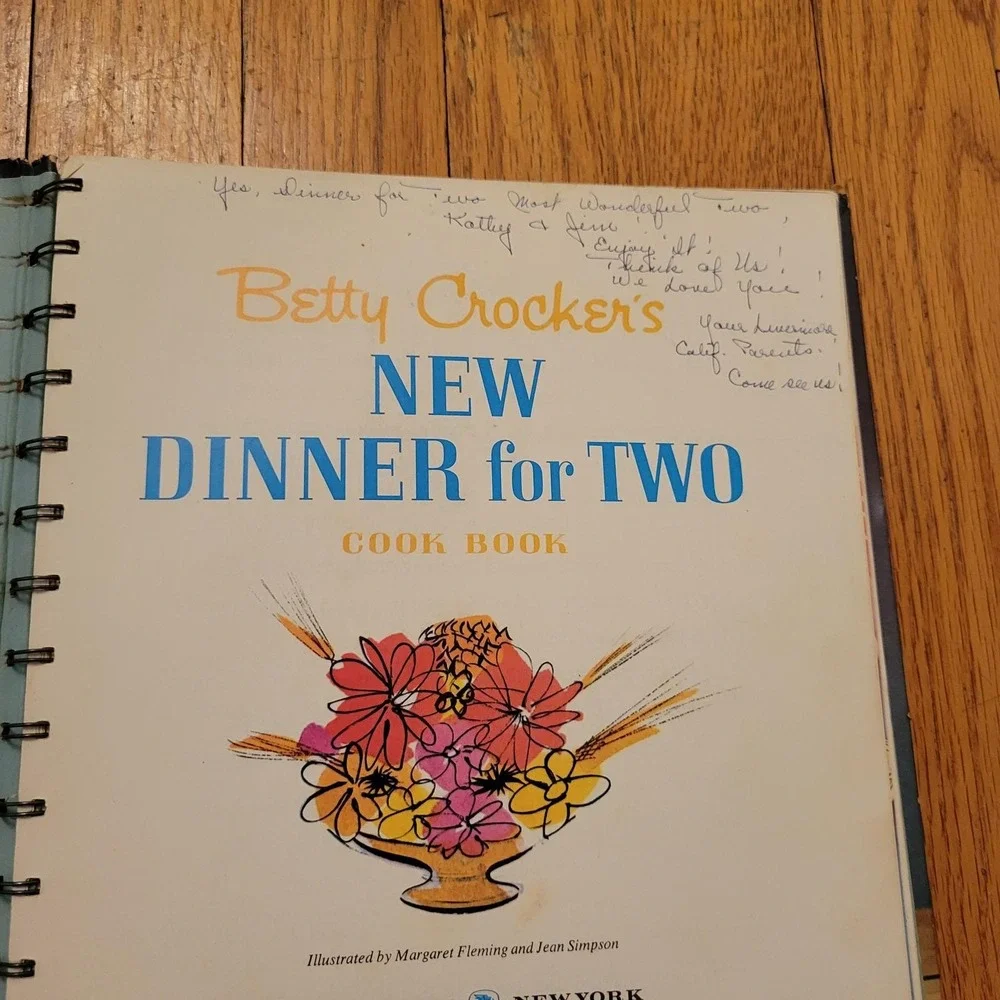 Betty Crocker New Dinner for Two‎ Cook Book 1st Ed Vintage Recipes 1964 Gift